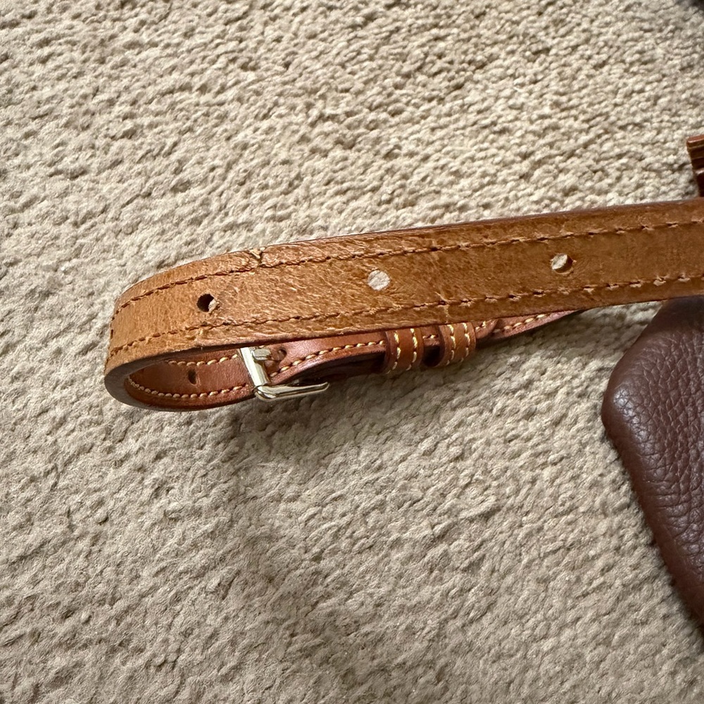 Dooney & Bourke Brown Pebble Leather Bristol Bag w/ Red Lining EUC!!! - Picture 3 of 12